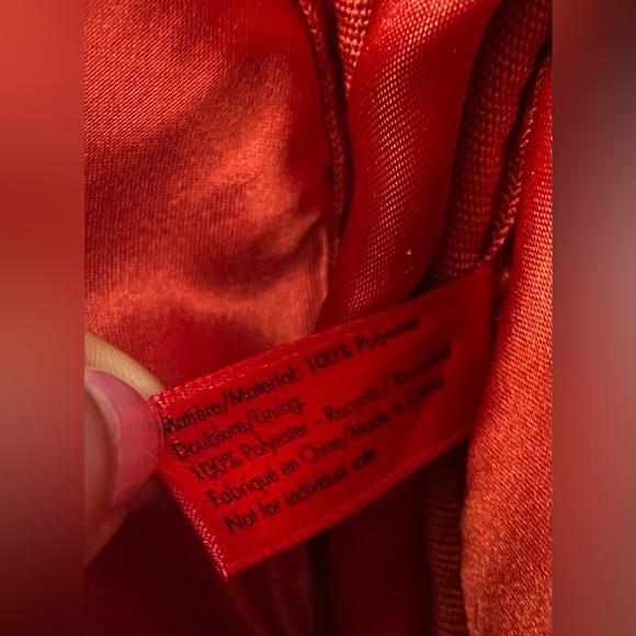 Giorgio Armani Red Satin Round Clutch Wristlet Makeup Cosmetics Bag-Like New - Picture 8 of 12